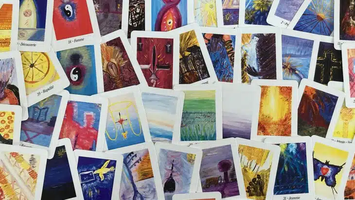 Tirage de cartes avec l'Oracle Lumière