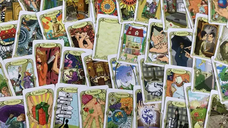 Tirage de cartes avec l'Oracle des Miroirs