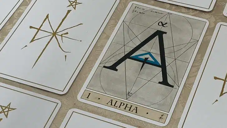 Oracle de la Triade : carte Alpha