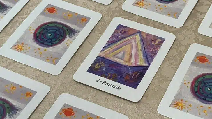 Oracle Lumière : carte Pyramide